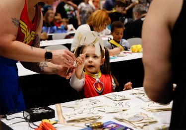 C2E2 Show Feature