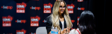 Get $15 off a celebrity photo op or autograph with a voucher from Epic 